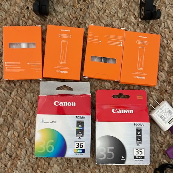 USB CHARGERS IPHONE CHARGER CALCULATOR IPAD CASE LAPTOP STAND IPAD PENCIL BUNDLE - Picture 5 of 12